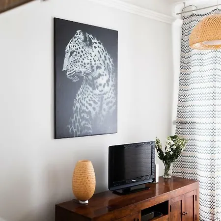 Korneysquare Centre Apartment *