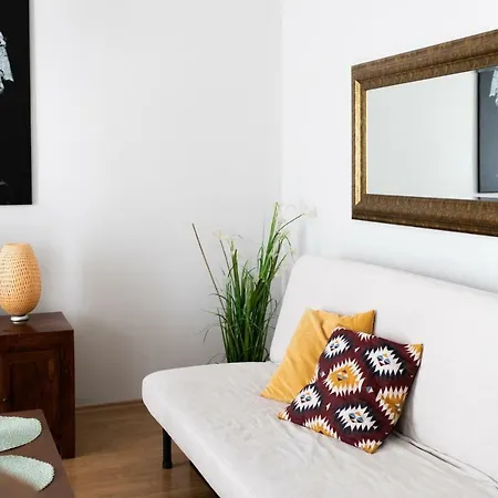 Korneysquare Centre Apartment