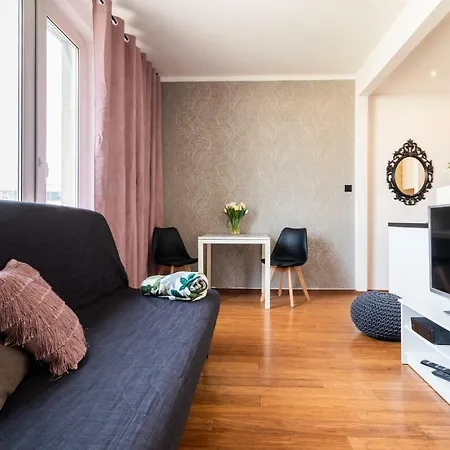 Korneysquare Centre Apartment Warsaw
