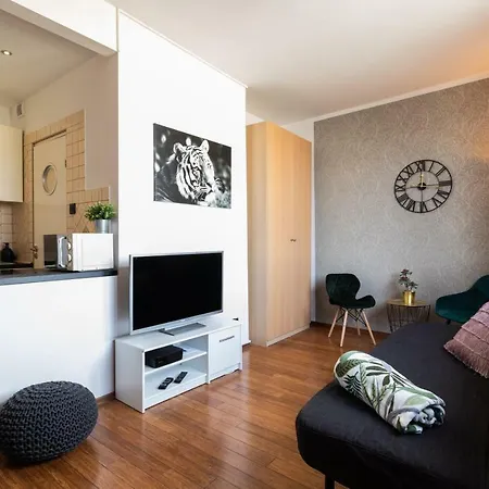 Korneysquare Centre Apartment